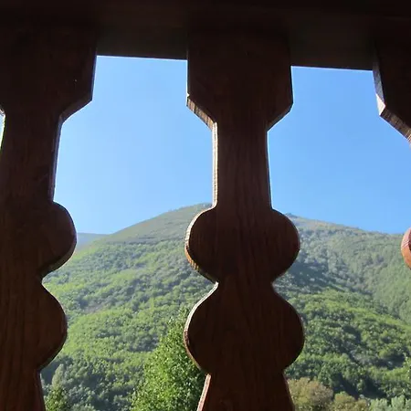 Turisticos Cabrera * Tejedo de Ancares